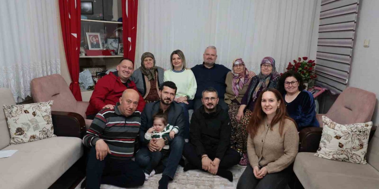 Başkan Pehlivan, orucunu şehit ailesiyle açtı