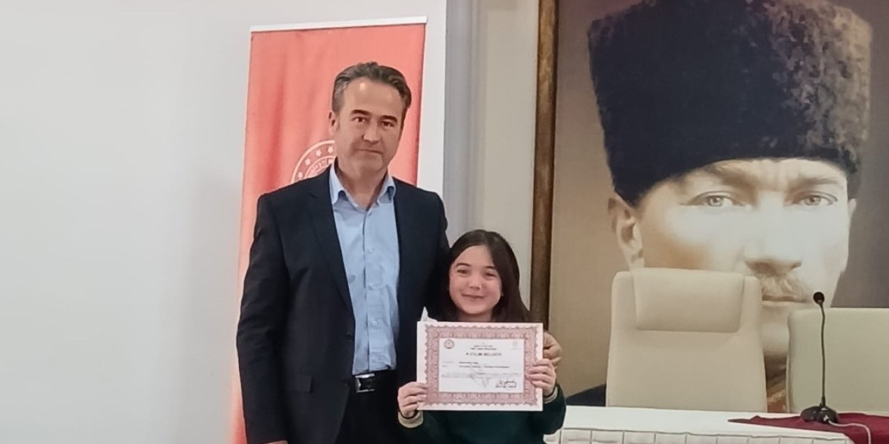 Köyceğizli Eren, İstiklal Marşı’nı güzel okuma yarışmasında birinci oldu