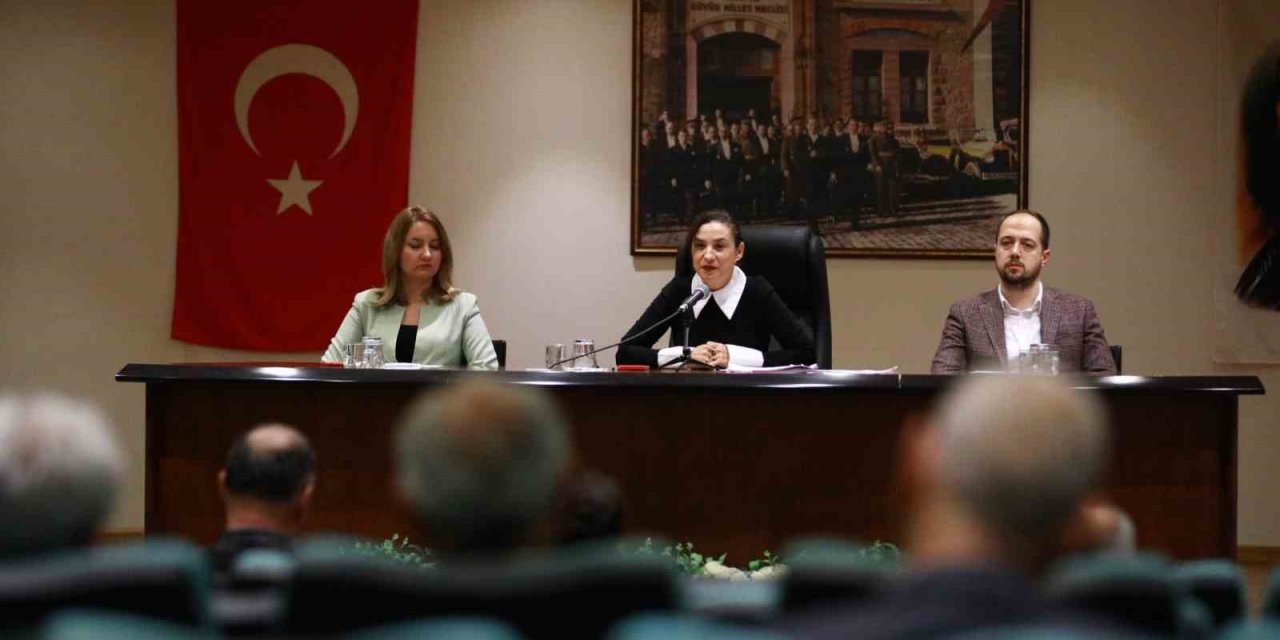 Başkan Sengel’den 8 Mart vurgusu: "Kadın yaşamın içinde mücadeledir"