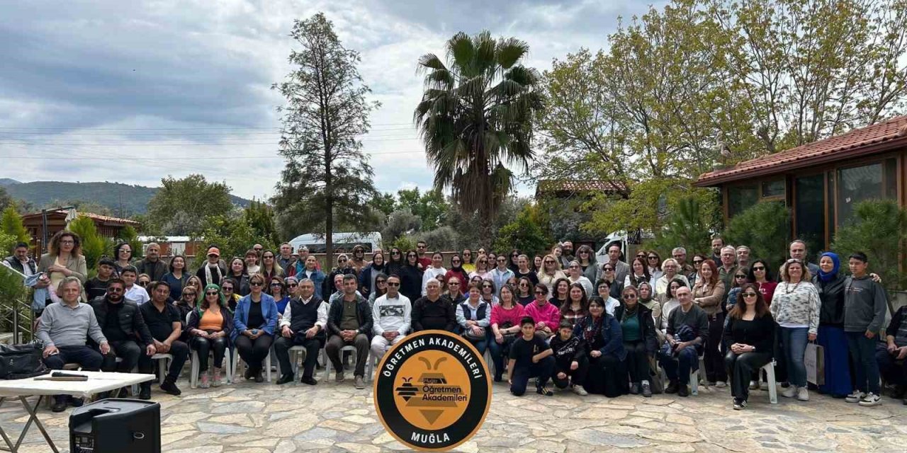 Muğla öğretmen akademileri, zeybek ve yörük kültürüyle buluştu