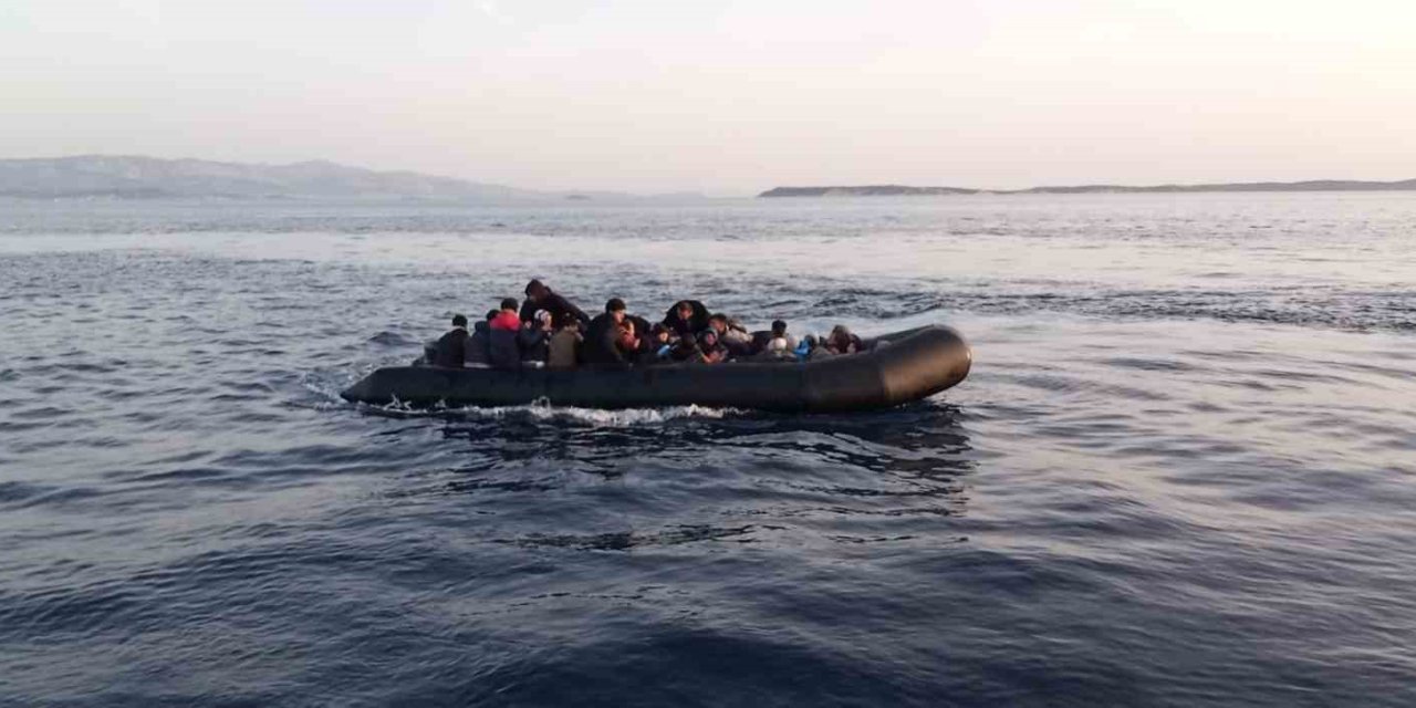 İzmir açıklarında 41 düzensiz göçmen yakalandı