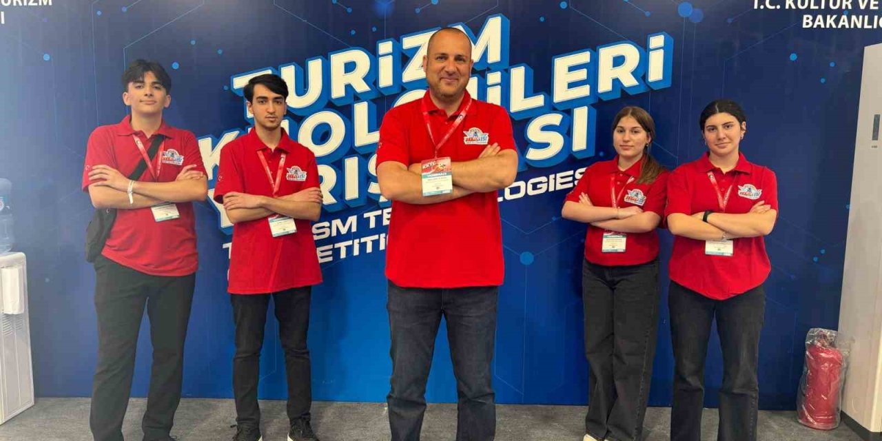 Aydınlı öğrencilerden TEKNOFEST 2025 KKTC finalinde büyük başarı