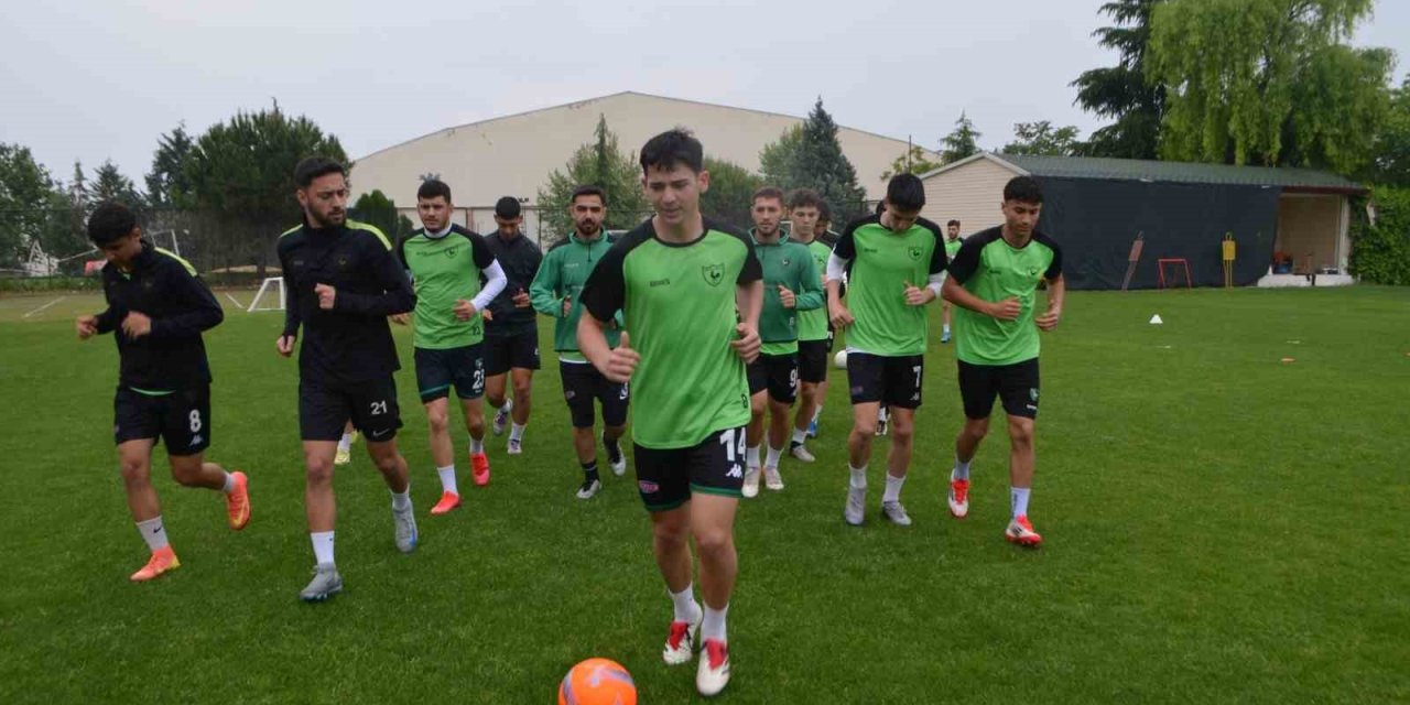 İlk 8’e kalan Denizlispor U16 şampiyonluk için çalışıyor