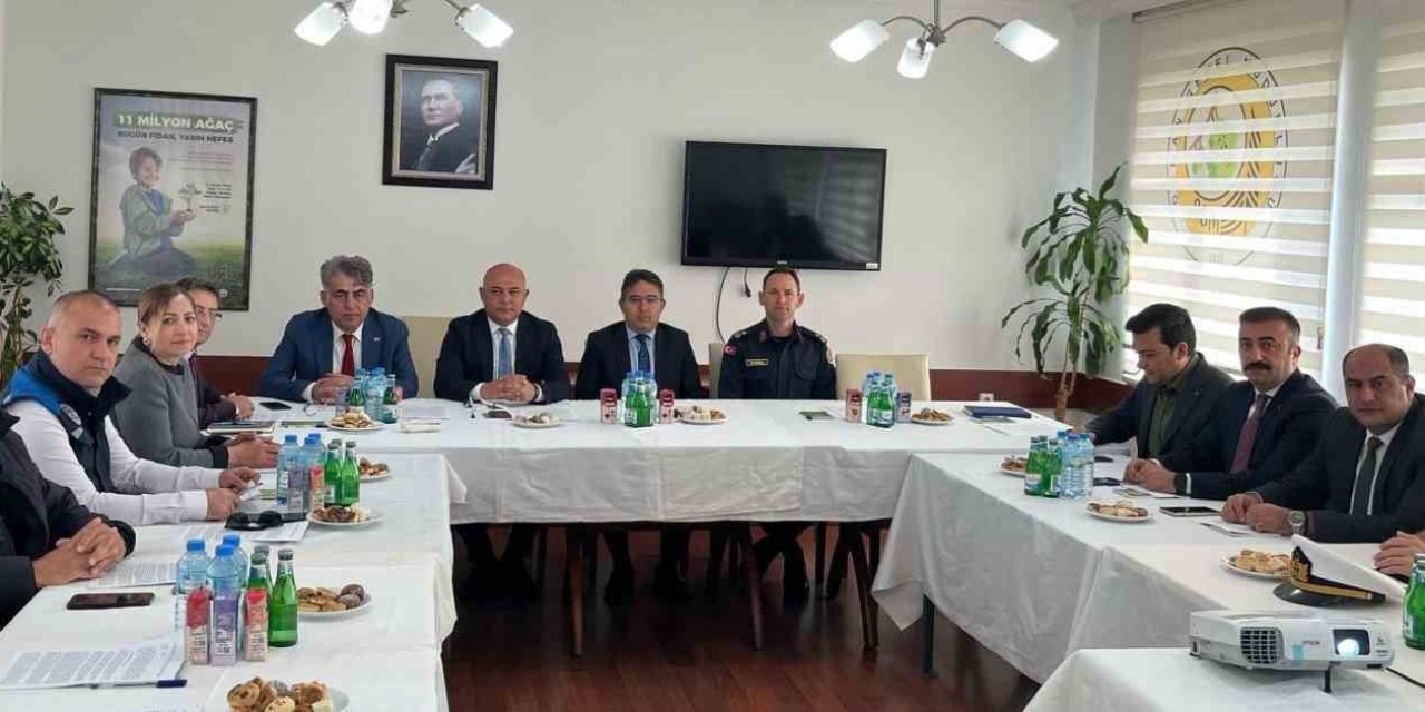 Marmaris’te 2025 yılı orman yangınlarıyla mücadele komisyonu toplandı