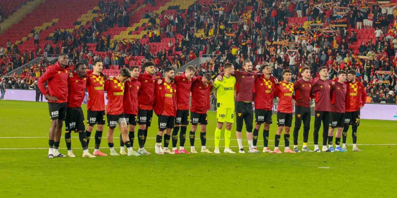 Göztepe, Adana Demirspor deplasmanında