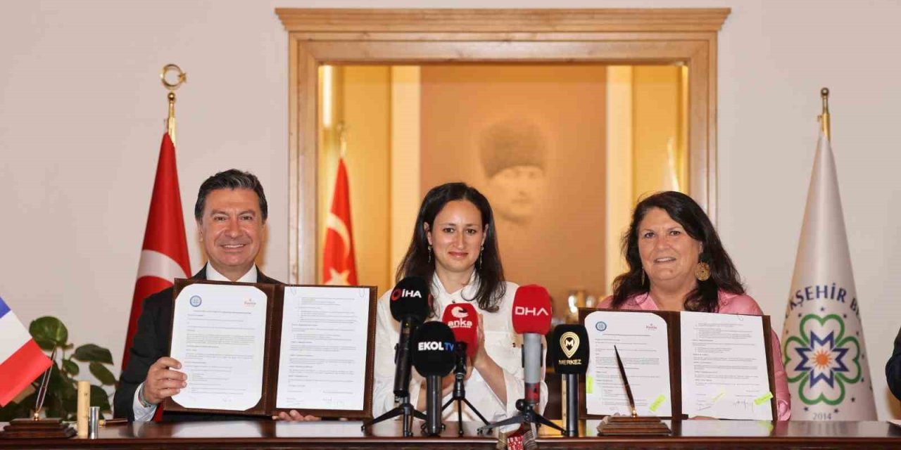"Akdeniz mavi kalsın" diye Muğla ile Bastia el ele verdi