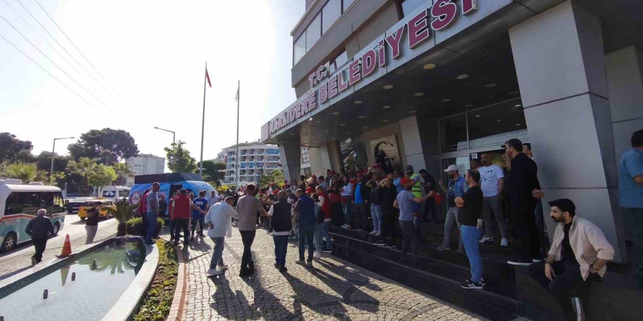 CHP’li Narlıdere Belediyesinde işçiler greve gidiyor