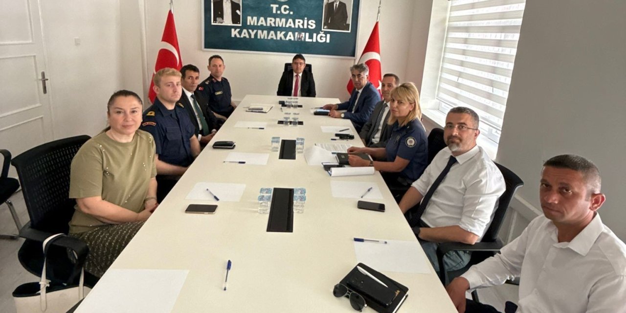 Marmaris’te yaz sezonu öncesi liman ve deniz güvenliği toplantısı yapıldı