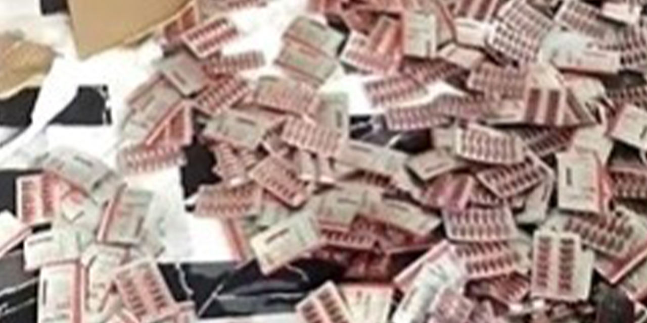 17 yaşındaki çocuk 4 bin 950 uyuşturucu hapla yakalandı
