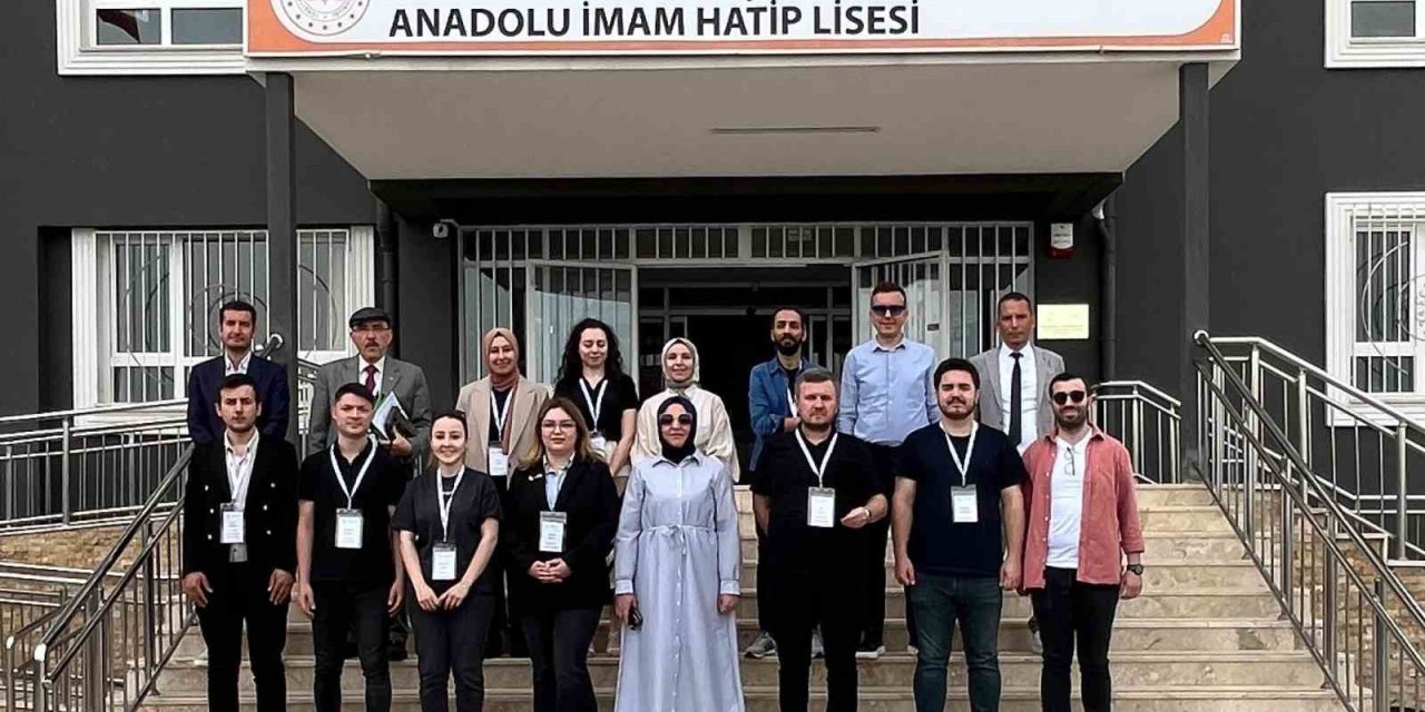 Denizli’de lise öğrencilerine meslekler tanıtdı
