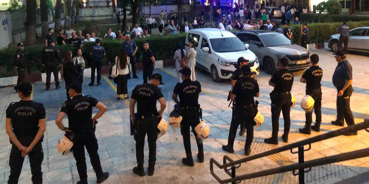 Cumhurbaşkanı'na hakaret eden 4 Kişi tutuklandı