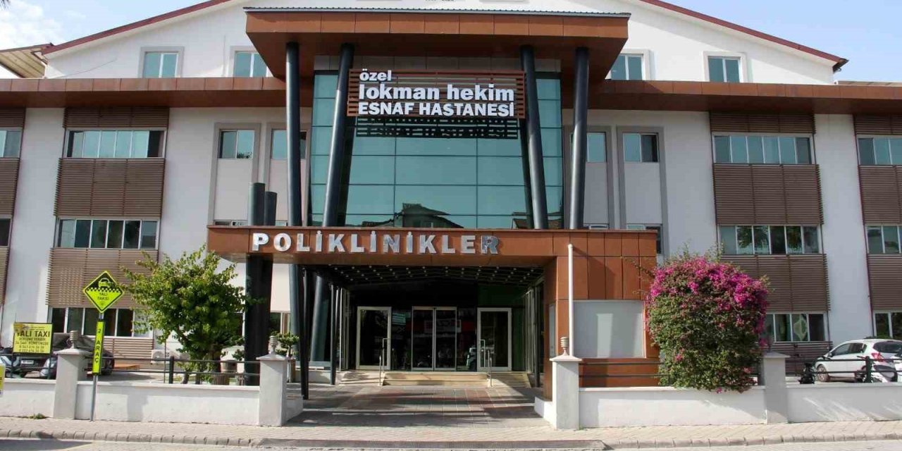 Yabancı turist Esnaf Hastanesi’nde sağlığına kavuştu