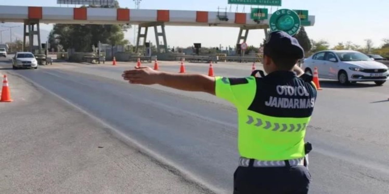 Jandarma ekipleri düzensiz göçmenlere geçit vermiyor