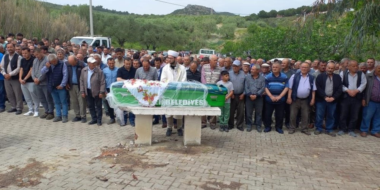 Kazada hayatını kaybeden üniversite öğrencisi son yolculuğuna uğurlandı