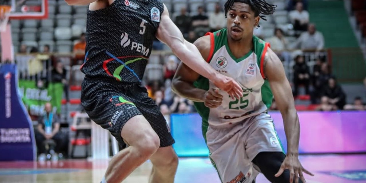 Türkiye Sigorta Basketbol Süper Ligi: Semt 77 Yalovaspor: 78 - Aliağa Petkimspor: 87