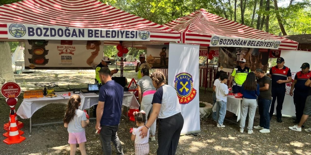 Bozdoğan’da Trafik Haftası renkli kutlandı