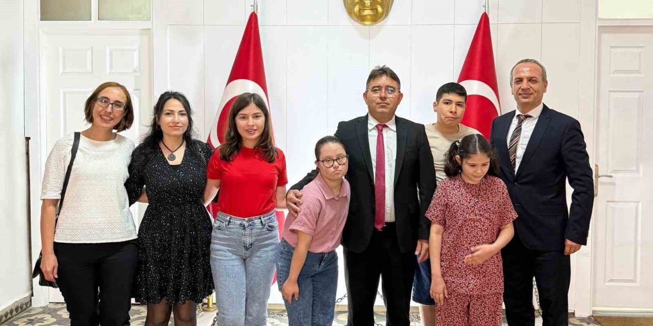 Kaymakam Kaya, özel öğrencileri ağırladı