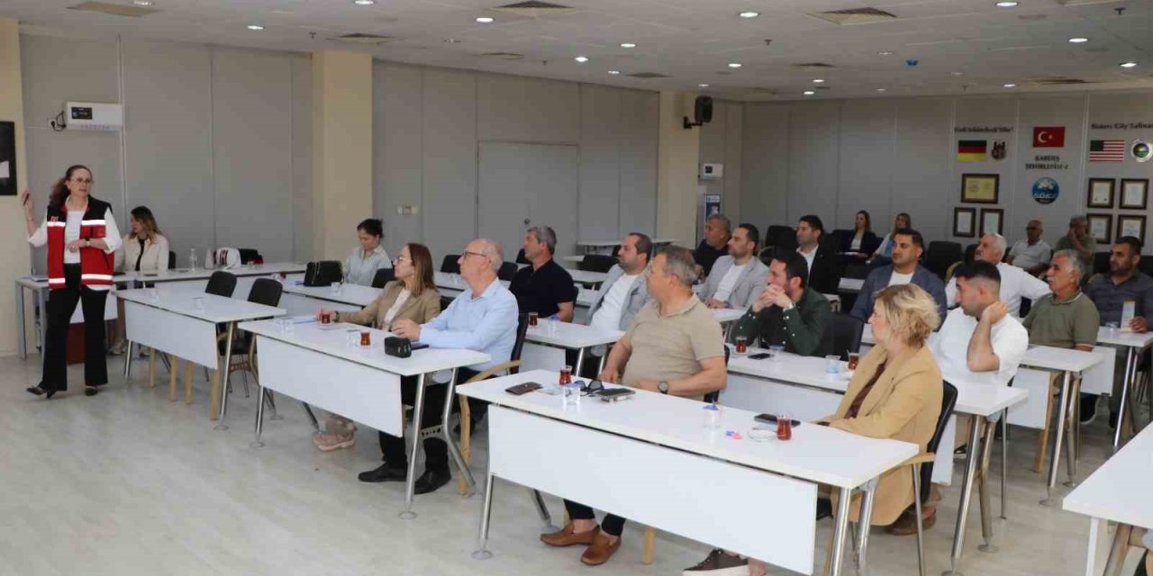Söke Belediyesi Meclis Üyelerine "Kadına Şiddet" Farkındalık Eğitimi Verildi