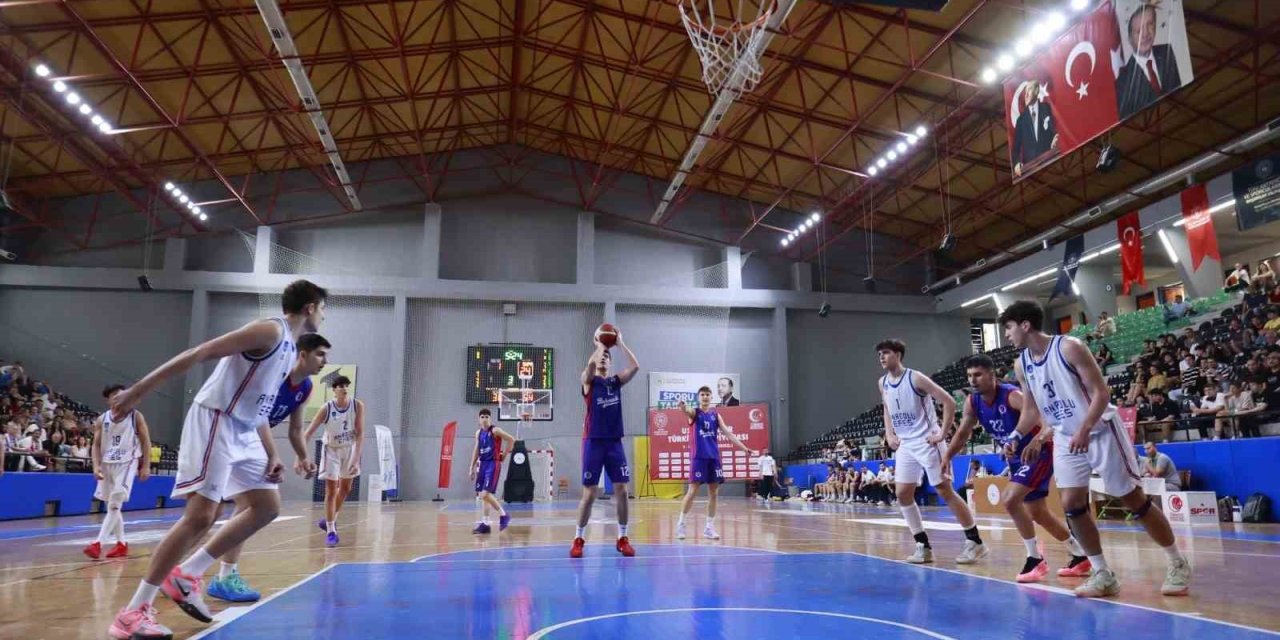 Basketbol U16 Türkiye Şampiyonası rüzgarı Denizli’de esti