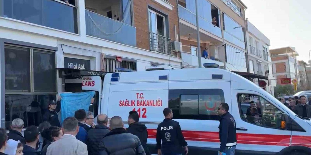 Evinde çıkan yangında eşi ve 2 çocuğu vefat eden itfaiye eri gözaltına alındı