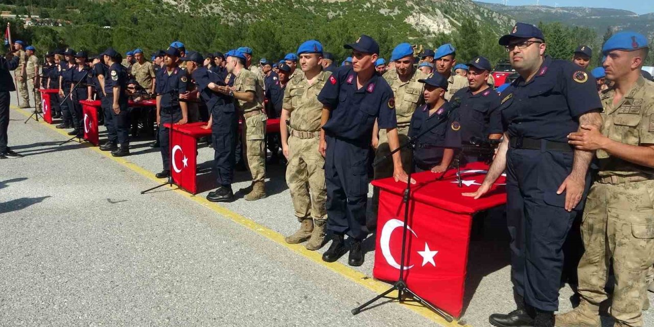 Muğla’da 64 engelli birey yemin ederek bir günlüğüne asker oldu