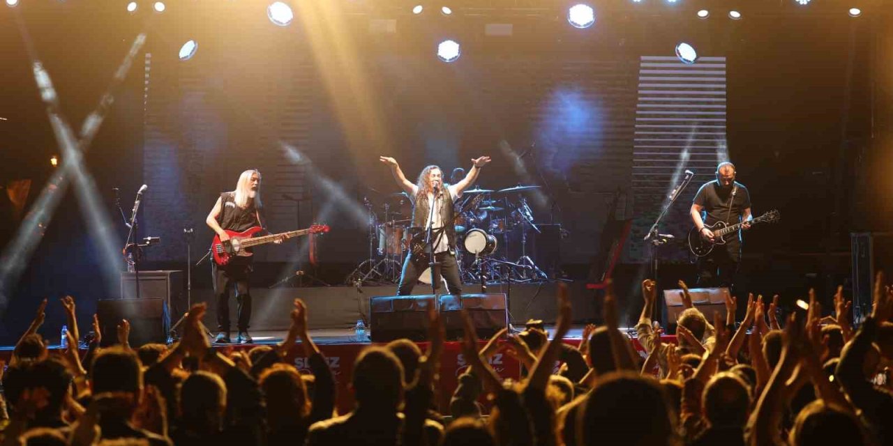 Necati ve Saykolar, Merkezefendililere unutulmaz bir gece yaşattı