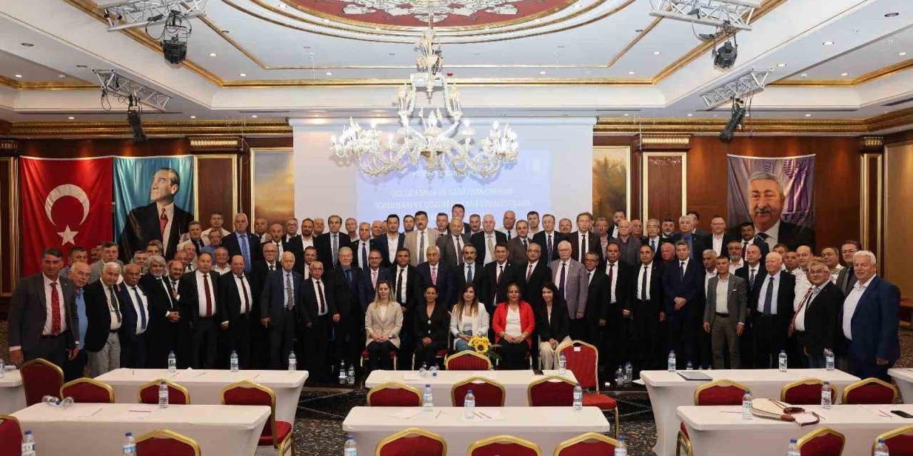 Esnafın sorunları İzmir’de masaya yatırıldı