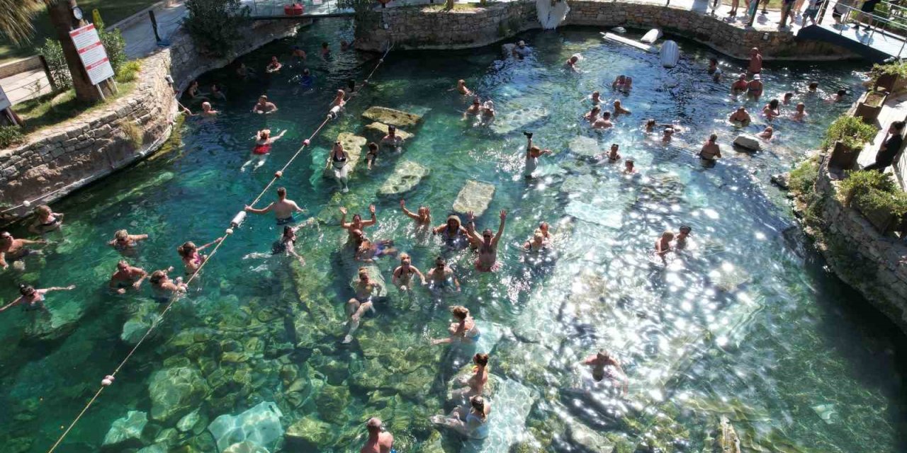 Bakanlık Pamukkale’deki tadilat krizini çözdü