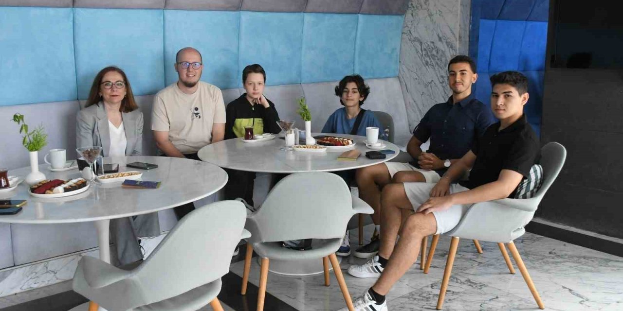 Kuşadası’ndan Estonya’ya robotik başarı yolculuğu