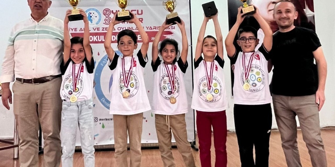 Denizli’nin çocuklar Türkiye Zeka Oyunlarına damga vurdu