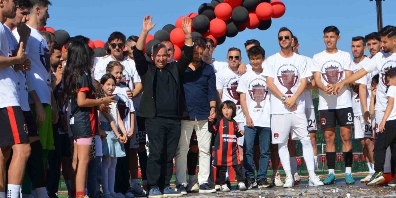 Şampiyon Denizli İdmanyurdu sahipsiz kaldı