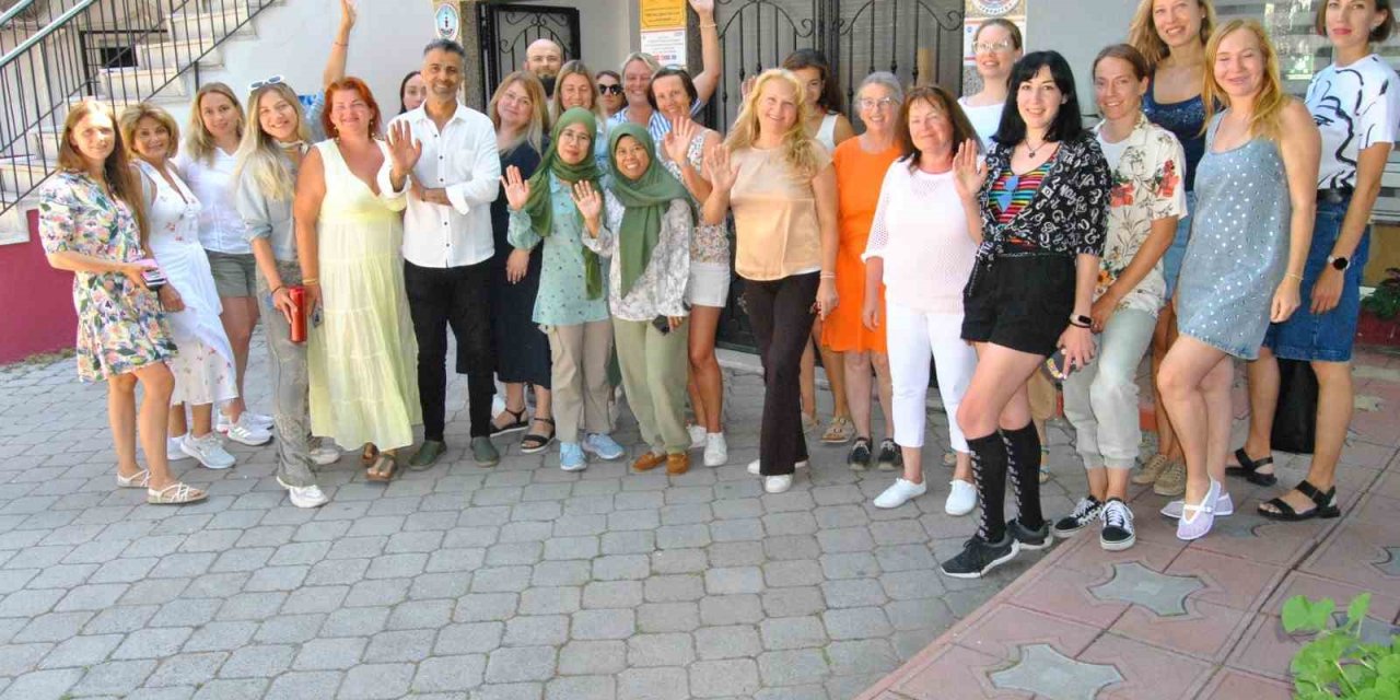 Fethiye’nin yabancıları Türkçe öğreniyor