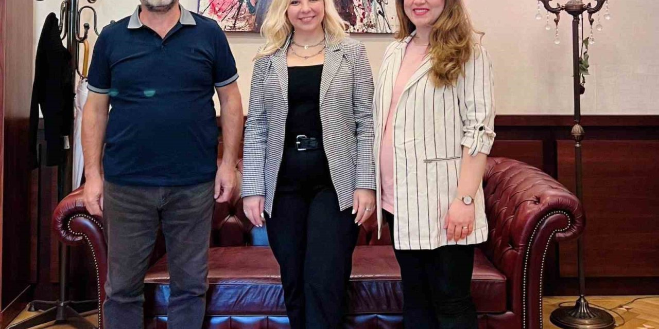 Egeli akademisyenler bilim dünyasına yeni bir denizel omurgasız türü kazandırdı
