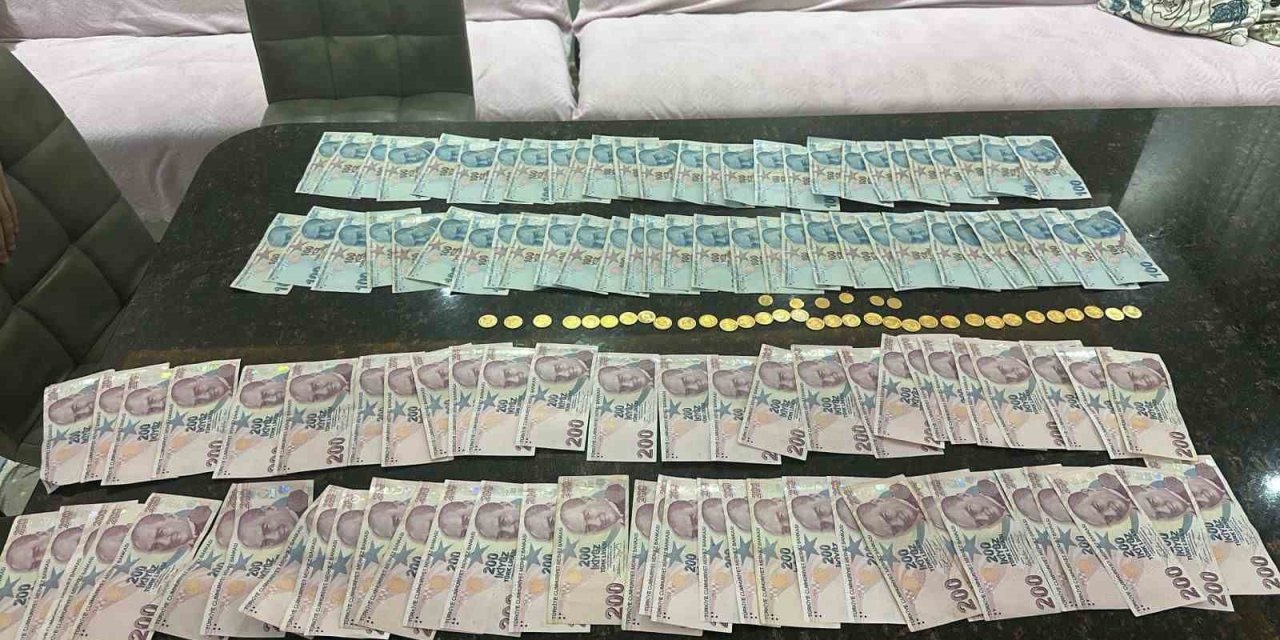 İzmir merkezli 5 ilde FETÖ operasyonu: 33 gözaltı
