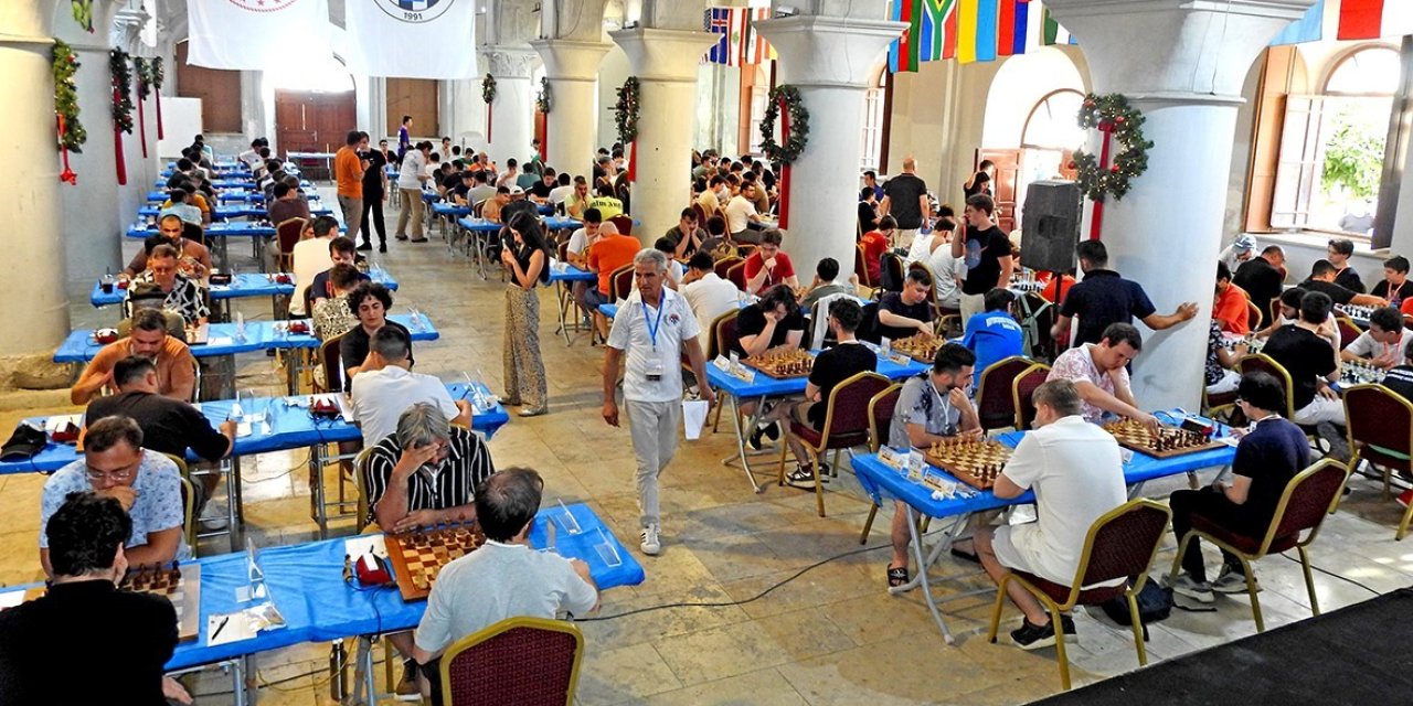 Dünya satranç ustaları Çeşme’de buluşuyor