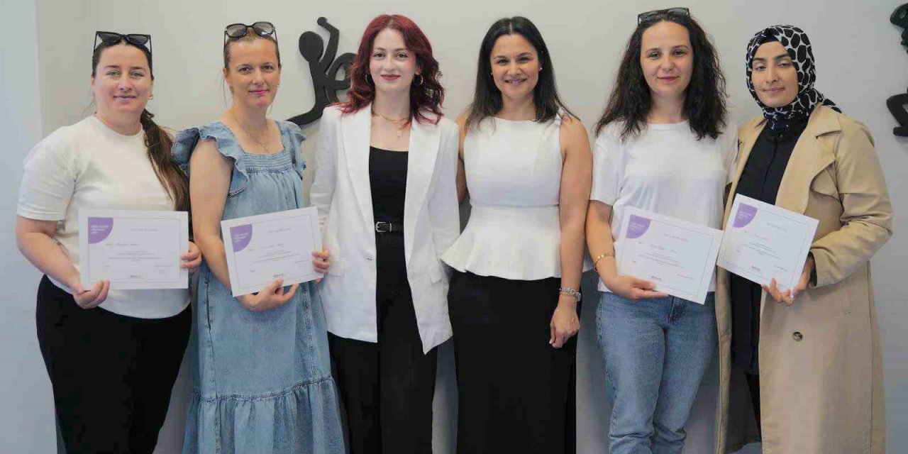 Aliağa’da anneler için destekleyici program başarıyla tamamlandı