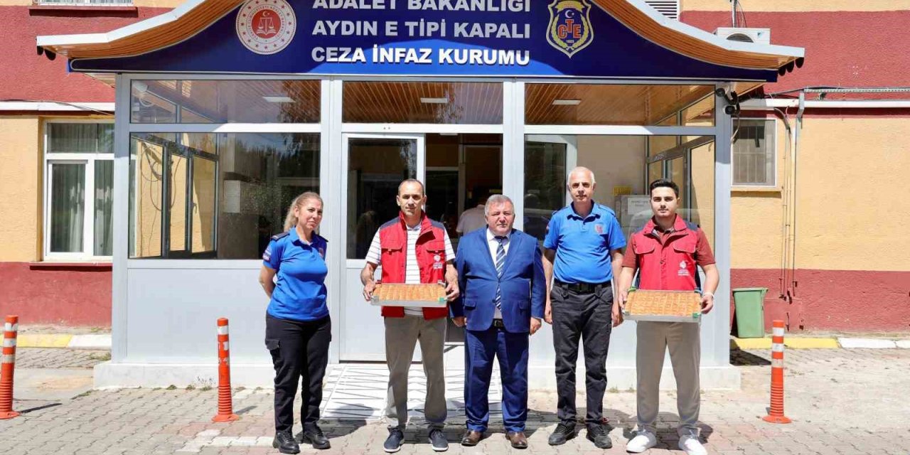 Aydın’da mahkumlara cevizli baklava ikramı