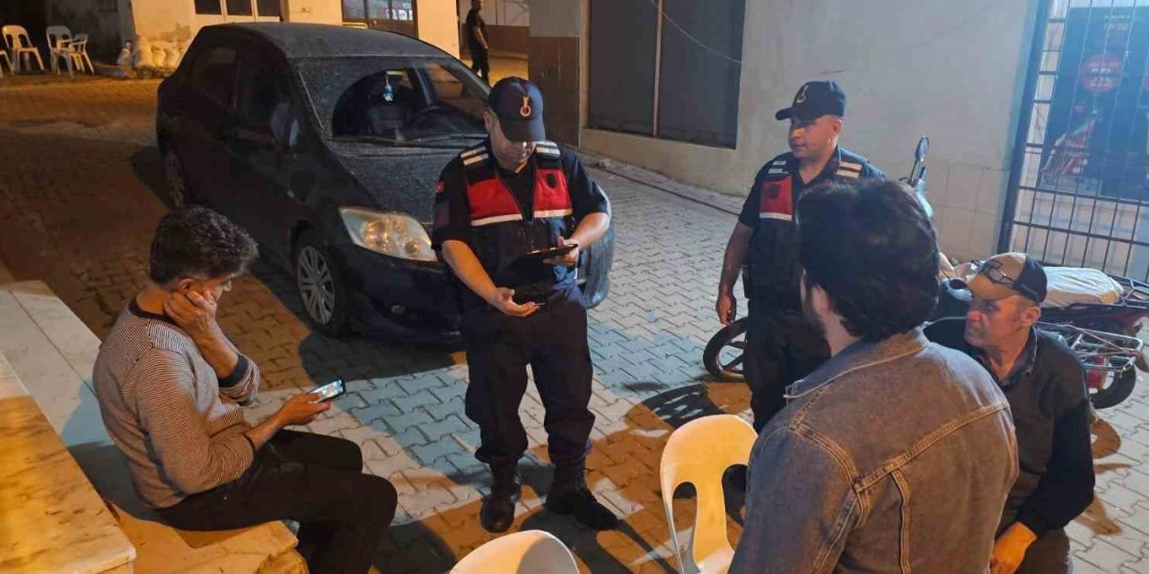 Sıcak Nokta uygulamasında 2 aranan şahıs yakalandı