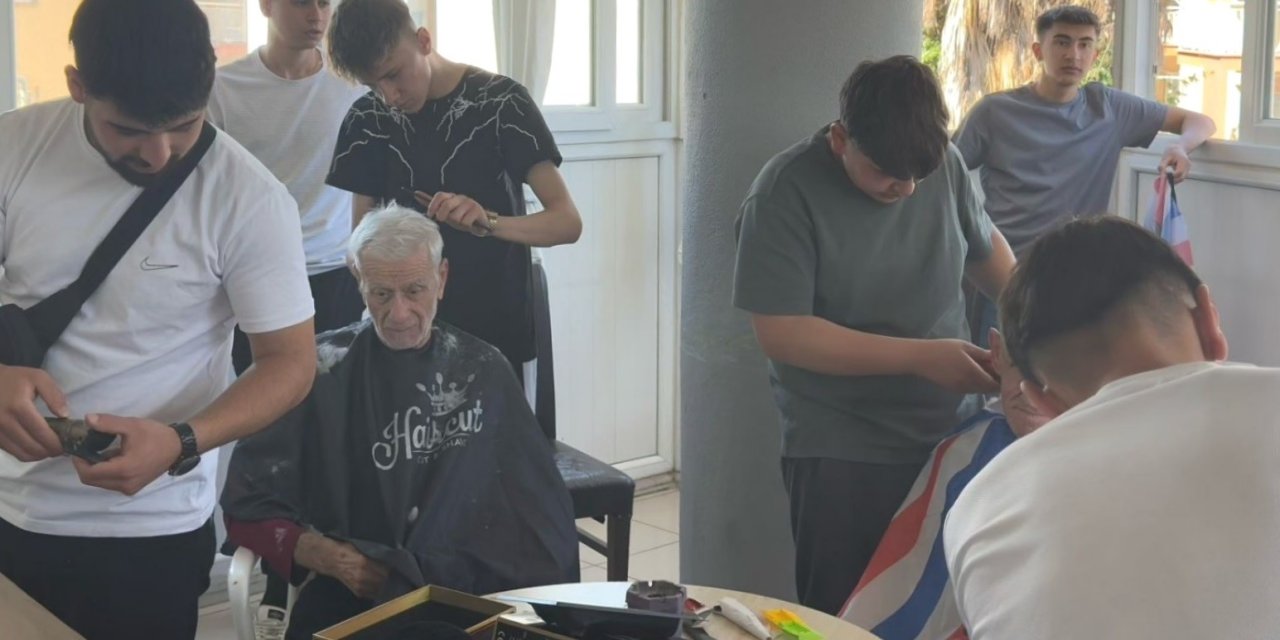 Köşk MTAL öğrencileri, huzurevi sakinleri ile bir araya geldi