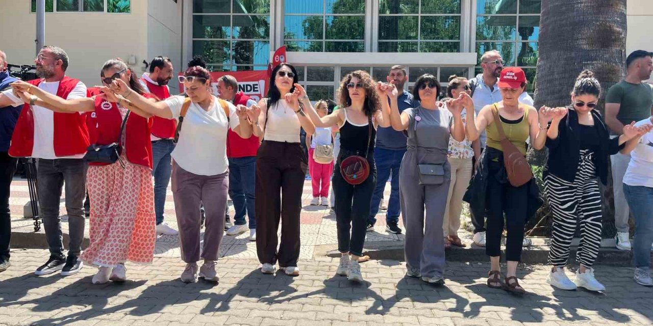 İzmir Büyükşehir Belediyesi’nde grev dördüncü gününde