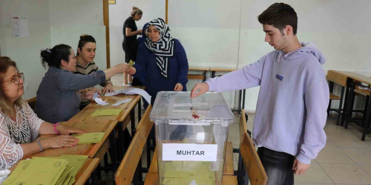 Selçukbey Mahallesi’nde muhtarlık seçimi sürüyor
