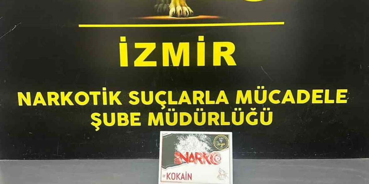 İzmir’de 2 kilo 300 gram kokain ele geçirildi