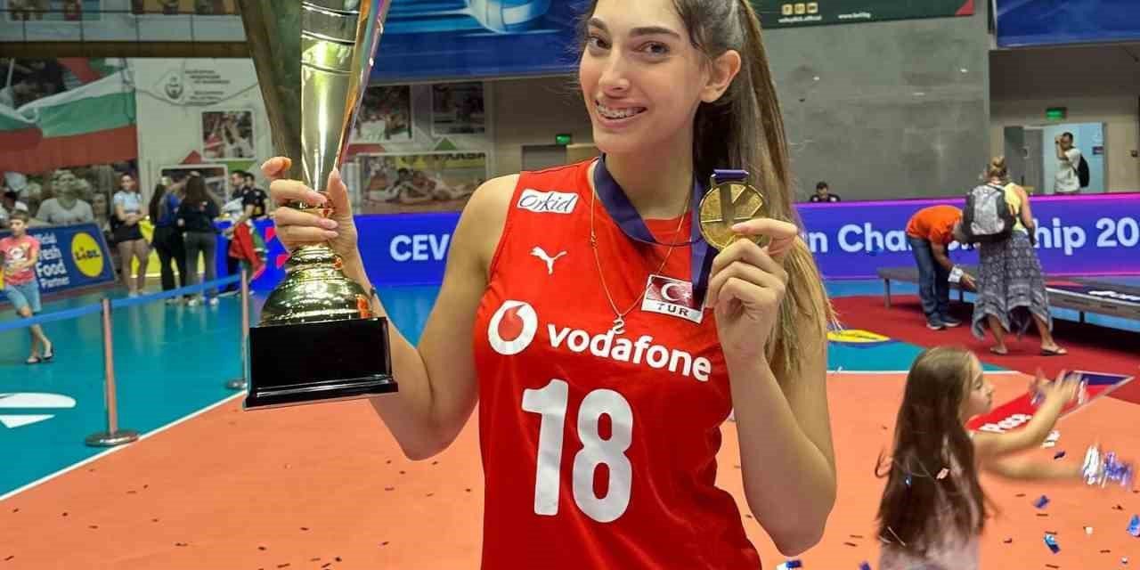 Aydın Büyükşehir Belediyesi Kadın Voleybol Takımı’na pasör çaprazı takviyesi