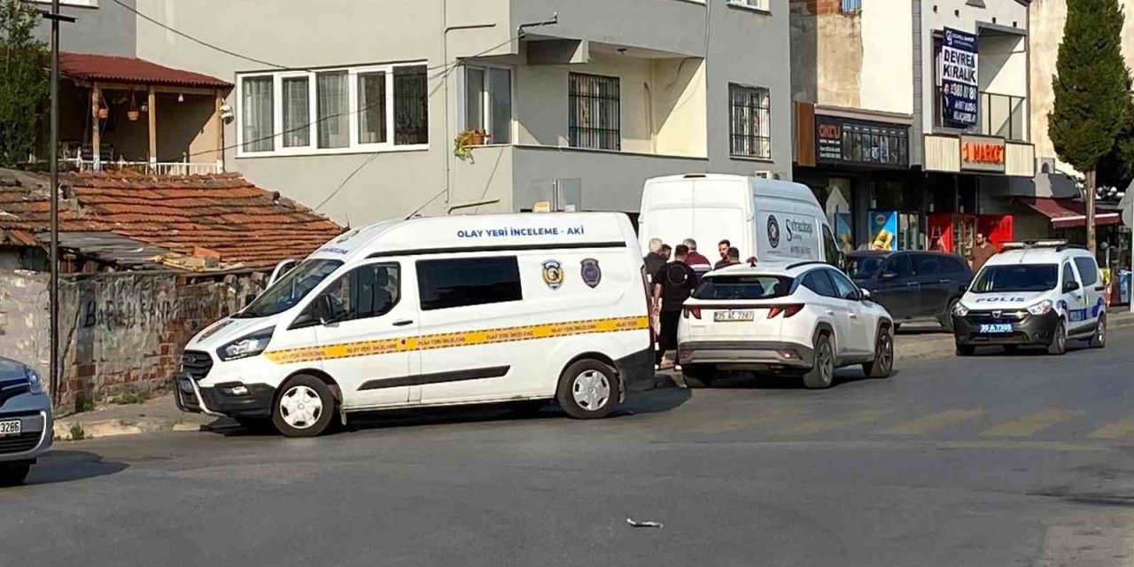 Komşusu olan karı kocayı vurdu kadının durumu ağır