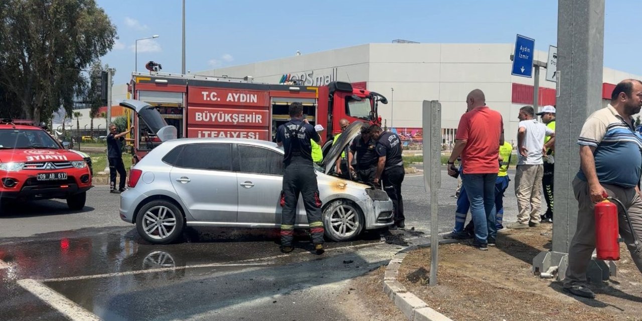 Efeler’de test sürüşüne çıkılan otomobil yandı