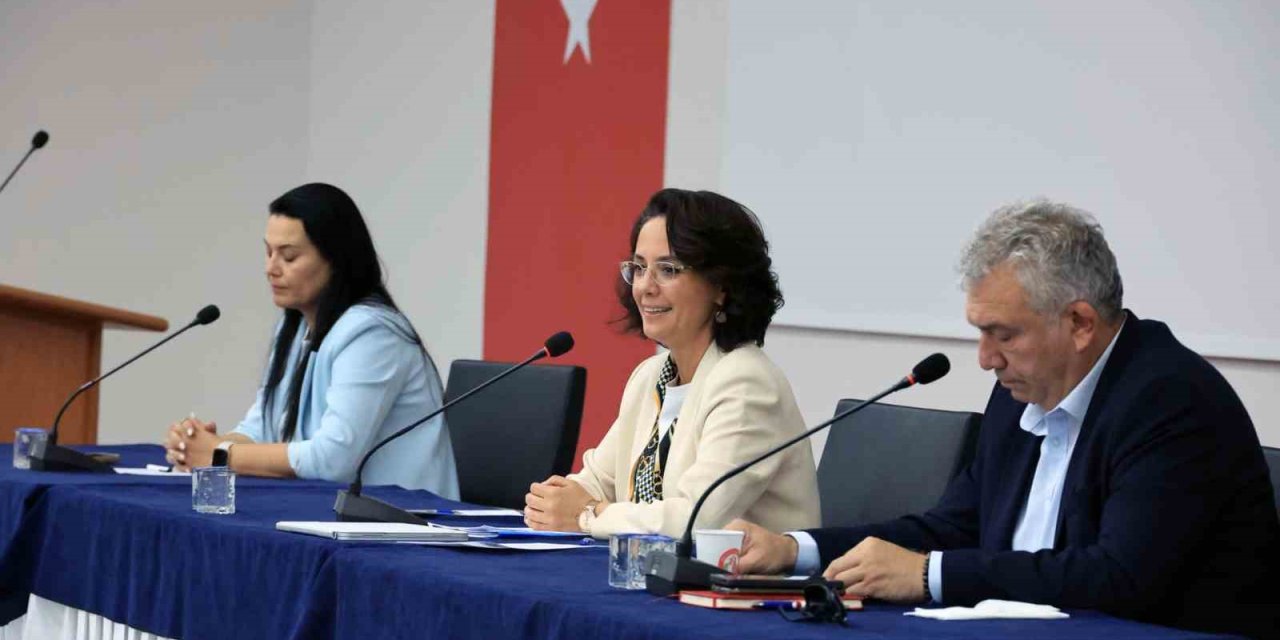 Yıkılan Mustafa Muğlalı işhanındaki hak sahiplerine arsa tahsisi yapıldı