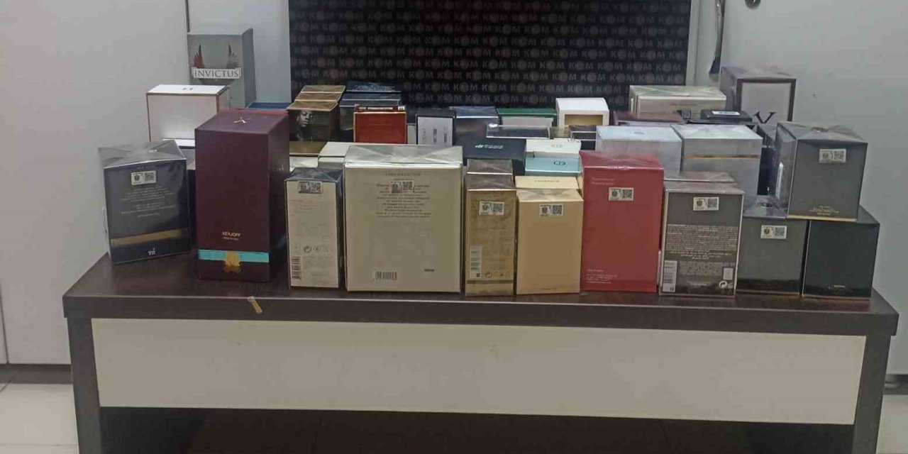 Germencik’te kaçak parfüm operasyonu: 100 şişe ele geçirildi