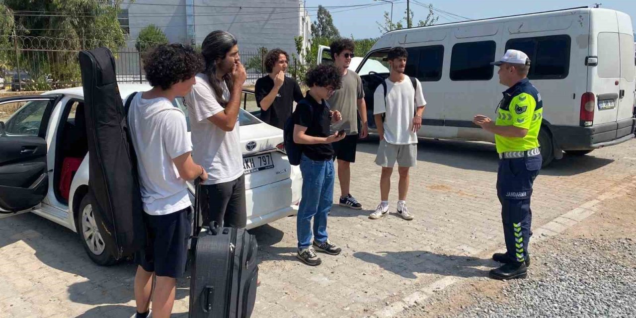 Aydın jandarmasından bayram öncesi trafik bilgilendirmesi