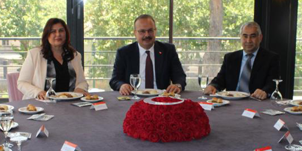 Aydın protokolü bayramlaşma töreninde buluştu