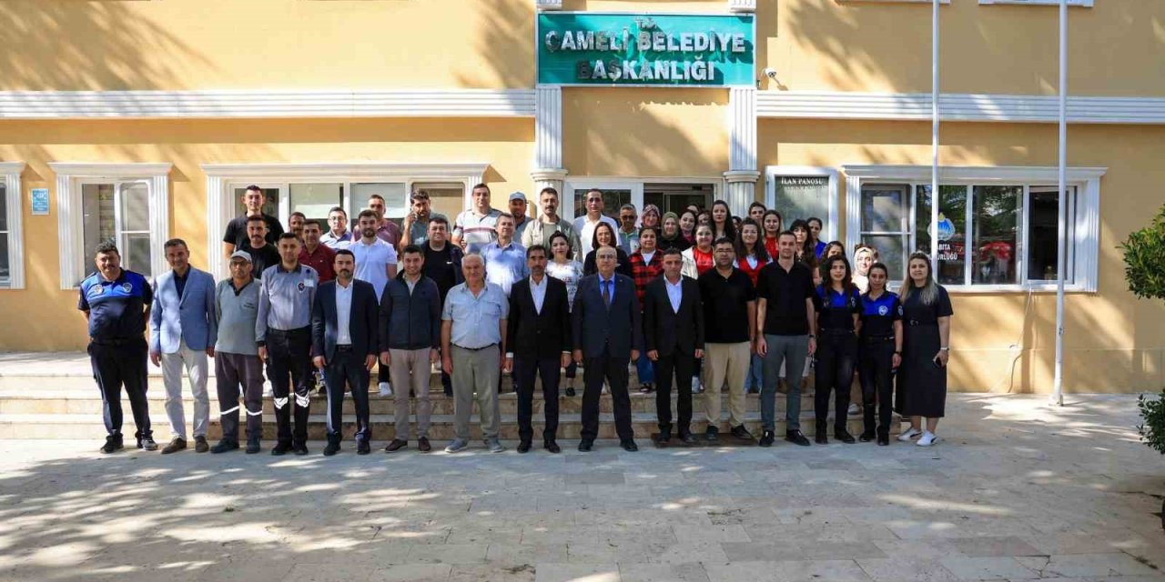 Çameli Belediyesinde Başkan Arslan mesai arkadaşlarıyla bayramlaştı